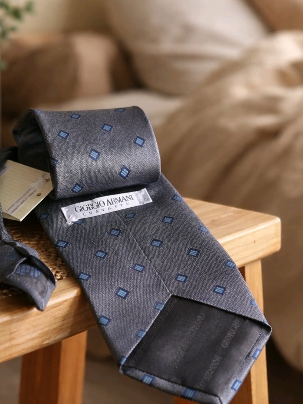 NWT GIORGIO ARMANI Cravatte 100% Silk Tie | Grey Blue Geometric Luxury Italy